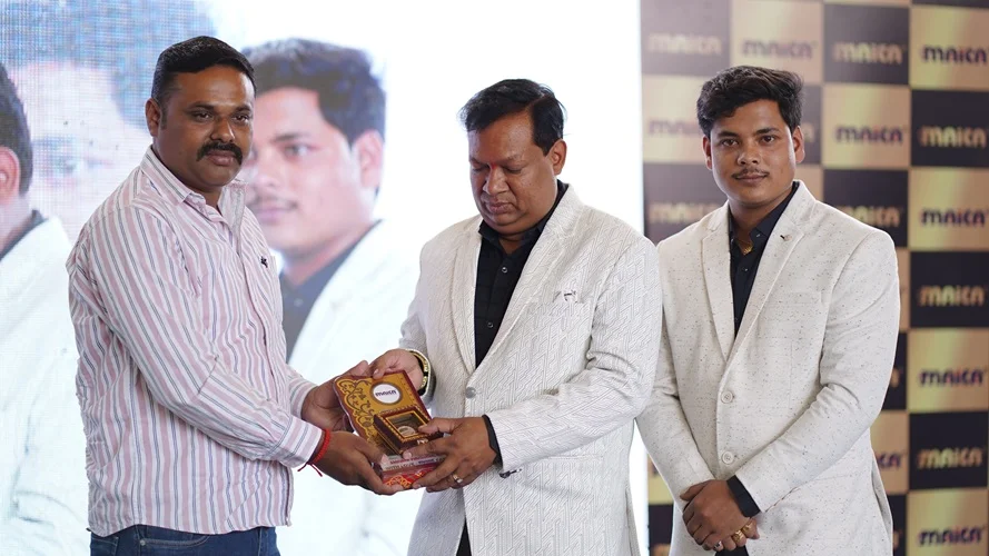 maica group recieving award ceremony